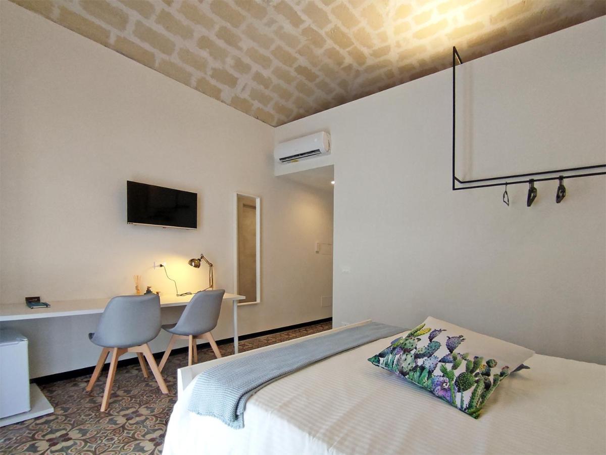 Bassi77 - Rooms & Apartments Trapani Exterior foto